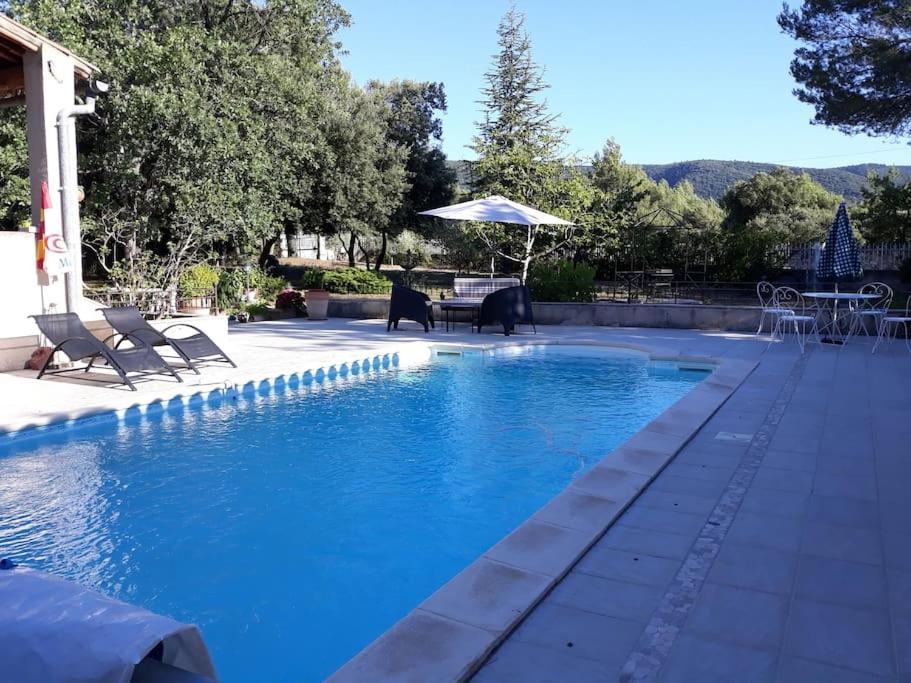Villa Le Bosquet En Luberon. 메네르브 외부 사진