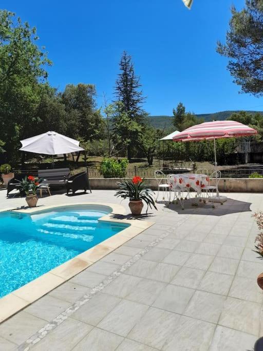 Villa Le Bosquet En Luberon. 메네르브 외부 사진